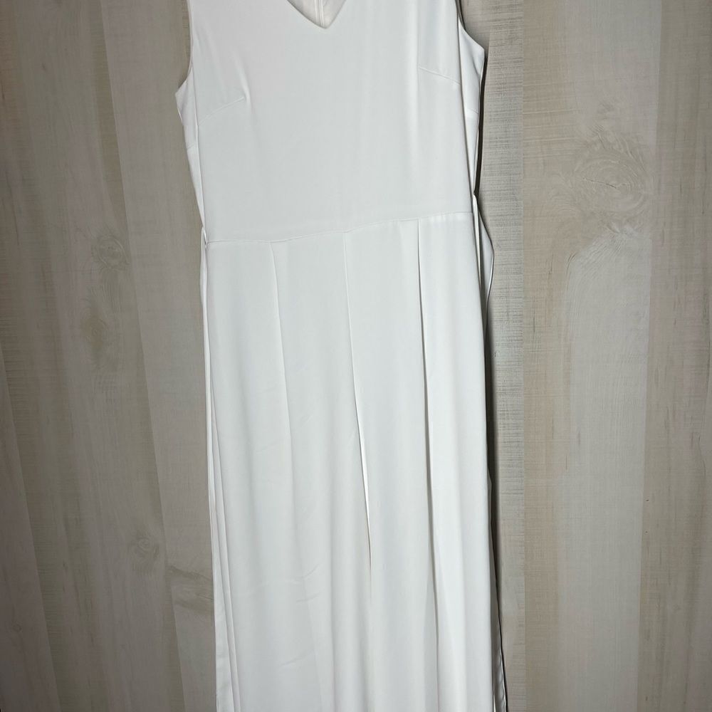 CeCe white sleeveless pants romper v neck, size 2 - Picture 7 of 16
